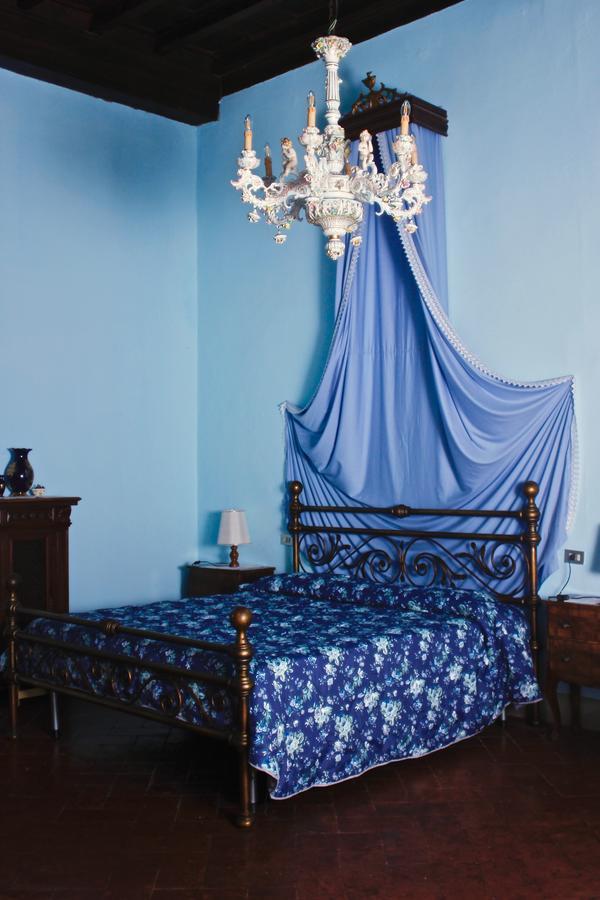 Villa Aurora Di Ferracciano บอร์โก ซาน ลอเรนโซ ภายนอก รูปภาพ