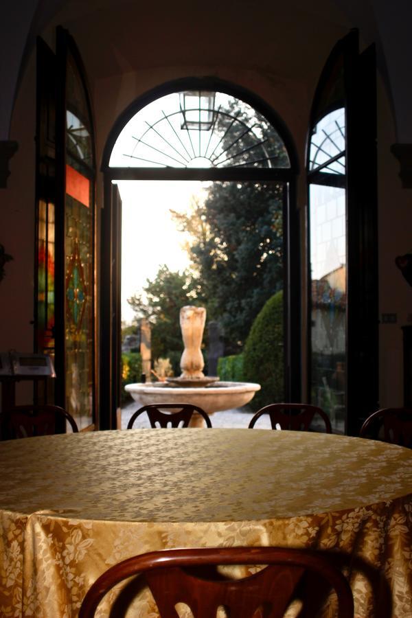 Villa Aurora Di Ferracciano บอร์โก ซาน ลอเรนโซ ภายนอก รูปภาพ